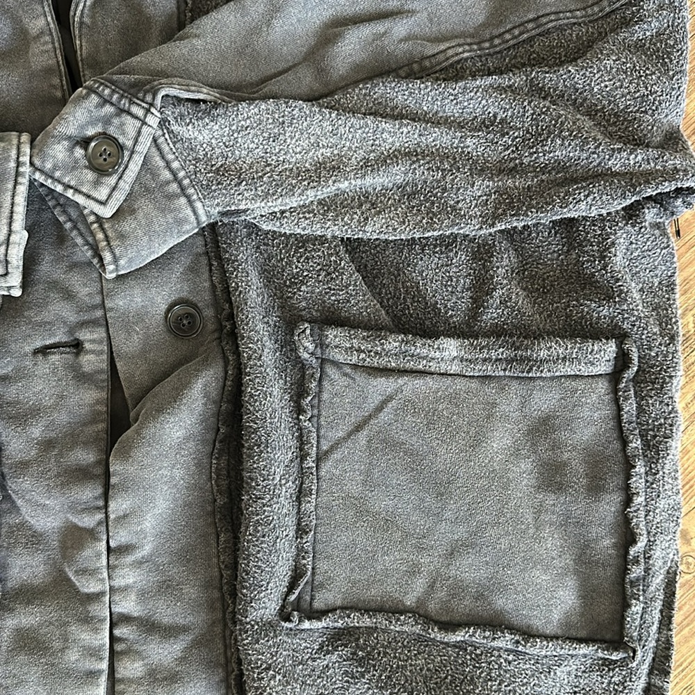 Shacket - Picture 2 of 2